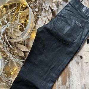 Brand new! Absolutely love them just a little too tight around my bottom😞